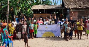 Penyerahan Bantuan Listrik tenaga Surya ke Nelayan petani  di Kabupaten Mappi Papua